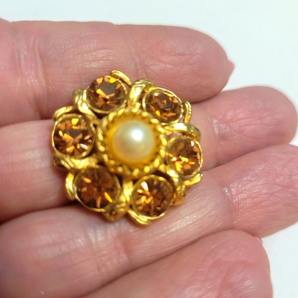 Vintage Brooch - Picture 2 of 5